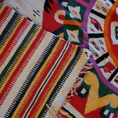 Lot 194: Vintage Mexican Rug/Blanket Depicting Aztec Sun