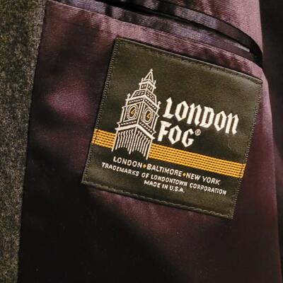Lot 201: Men's London Fog Wool Coat