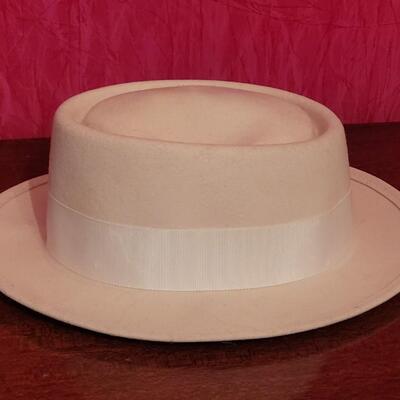 Lot 211: (2) Bollman Hat Co. Gray & Cream Wool Hats