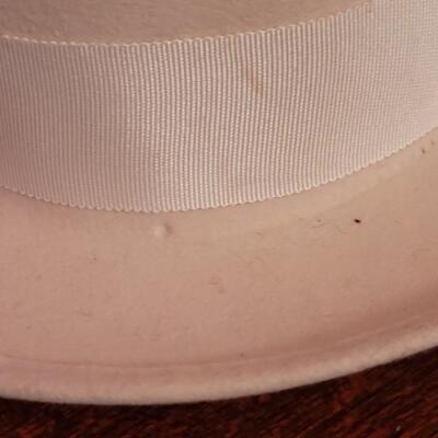 Lot 211: (2) Bollman Hat Co. Gray & Cream Wool Hats