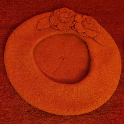 Lot 216: (2) Wool Beret Hats