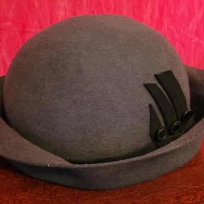 Lot 217: Vintage Gray Wool Hat and Velvet Bucket Hat
