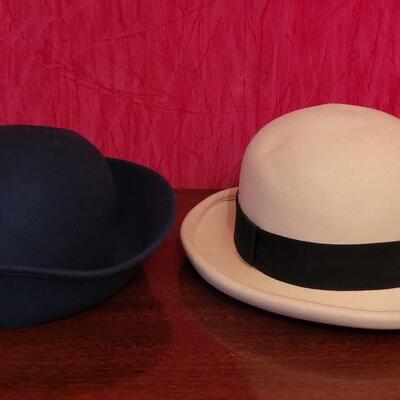 Lot 218: Vintage Cream Bollman Hat Co. Hat and a Wool Gray Hat