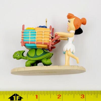 1995 HALLMARK KEEPSAKE "FLINTSTONES BETTY & WILMA" ORNAMENT