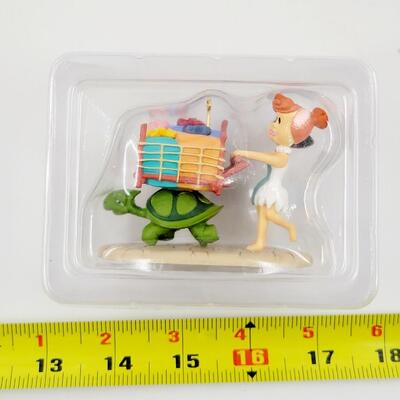 1995 HALLMARK KEEPSAKE "FLINTSTONES BETTY & WILMA" ORNAMENT