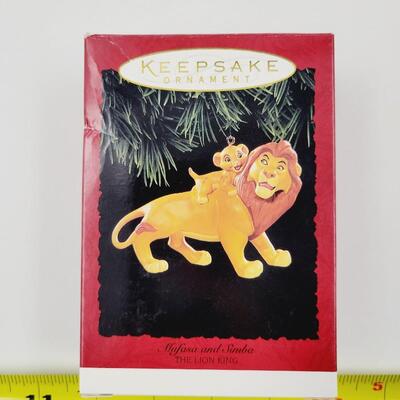HALLMARK KEEPSAKE "THE LION KING MUFASA & SIMBA" ORNAMENT