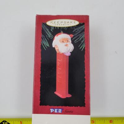HALLMARK KEEPSAKE "PEZ SANTA" ORNAMENT