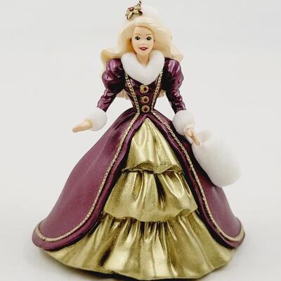 HALLMARK KEEPSAKE "1996 HOLIDAY BARBIE COLLECTORS SERIES" ORNAMENT