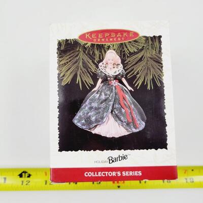 HALLMARK KEEPSAKE "1995 HOLIDAY BARBIE COLLECTORS SERIES" ORNAMENT