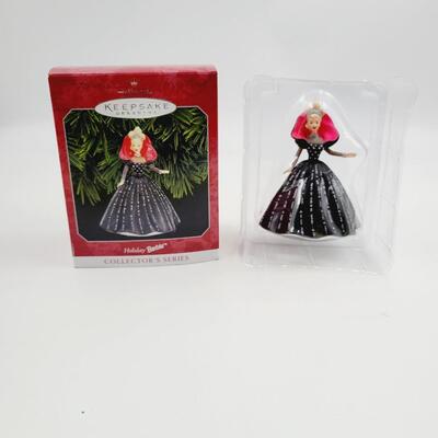 HALLMARK KEEPSAKE "1998 HOLIDAY BARBIE COLLECTORS SERIES" ORNAMENT
