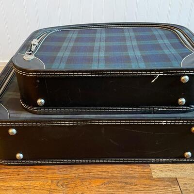 VINTAGE BLUE & GREEN PLAID CANVAS LUGGAGE SET