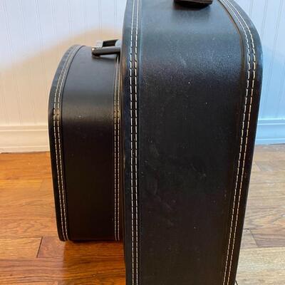 VINTAGE BLUE & GREEN PLAID CANVAS LUGGAGE SET