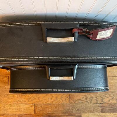 VINTAGE BLUE & GREEN PLAID CANVAS LUGGAGE SET