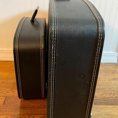 VINTAGE BLUE & GREEN PLAID CANVAS LUGGAGE SET