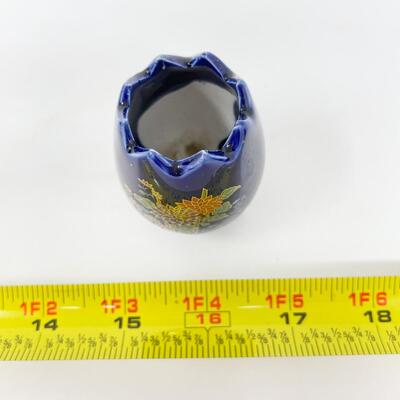 MINI ASIAN FLORAL CERAMIC EGG VASE