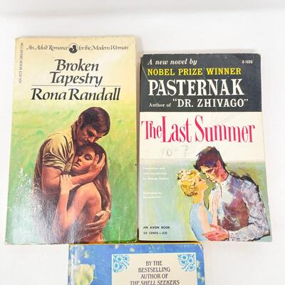 FICTION BOOK BUNDLE
