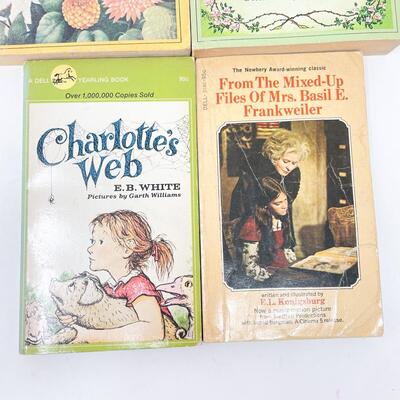 CHILDRENâ€™S CLASSICS BOOK BUNDLE