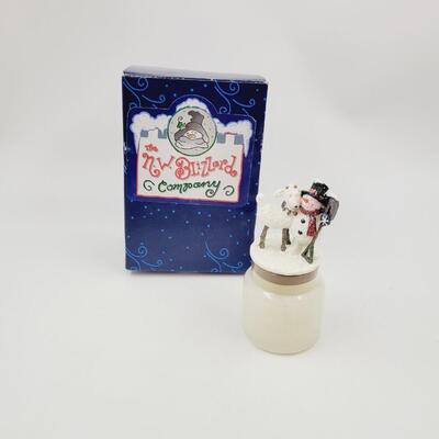NW BLIZZARD COMPANY CANDLE DECOR