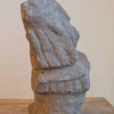 Lot 230: Authentic Pre-Columbian Statue