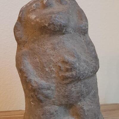 Lot 232: Authentic Pre-Columbian Statue