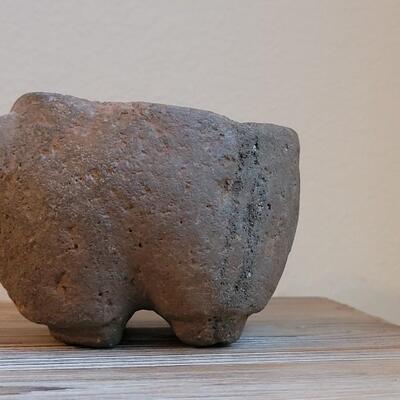 Lot 234: Authentic Pre-Columbian Figural Stone Mortar