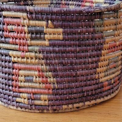 Lot 243: Vintage Mexican Toluca Valley Figural Basket