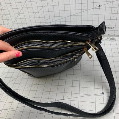 #91 Black Double Zipper Pleather Bag