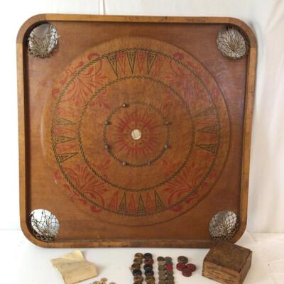 C414 Antique Carromâ€™s Crokinole Wooden Game board