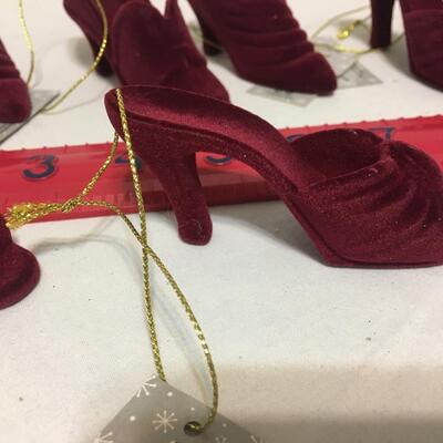 🥰. Burgundy Velvet Shoe Ornaments