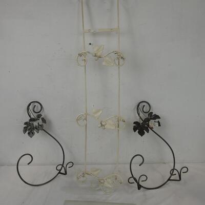 3 pc Metal Wall Decor, Plate Holders, Leaves