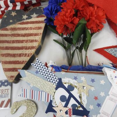 15+ Patriotic 4th of July Decor: Banners, Signs, Stars, Wooden Heart