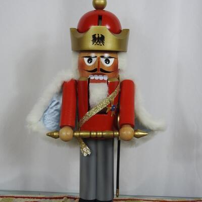 Steinbach Volkskunst Nutcracker