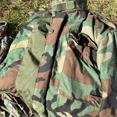 Vintage US Camouflage Clothing Lot Large