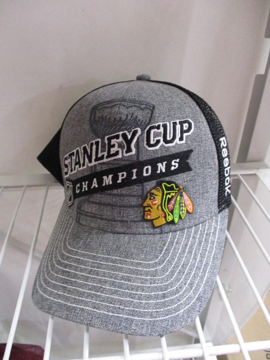 Reebok 2013 Chicago Blackhawks Central Division Champions Hat