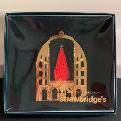 Lot 471: Vintage 24K Finish Celebration Ornaments, PA and NJ  Ornaments