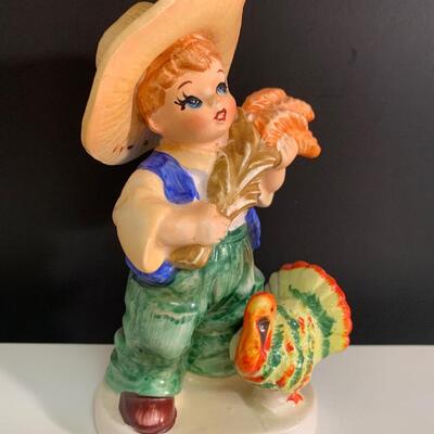 Lot 470: Vintage Lefton Twelve Months of the Year Figurines (Boys)