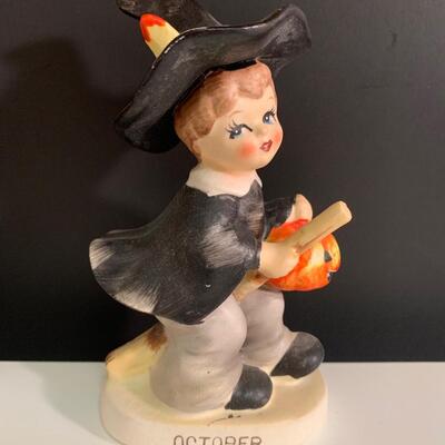Lot 470: Vintage Lefton Twelve Months of the Year Figurines (Boys)