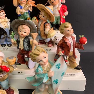 Lot 470: Vintage Lefton Twelve Months of the Year Figurines (Boys)