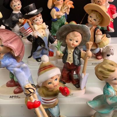 Lot 470: Vintage Lefton Twelve Months of the Year Figurines (Boys)