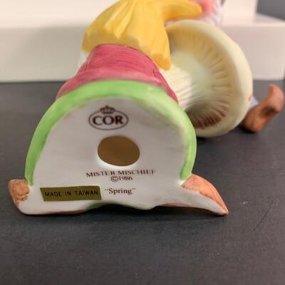 Lot 469: Vintage Mr. Mischief Gnomes Figures
