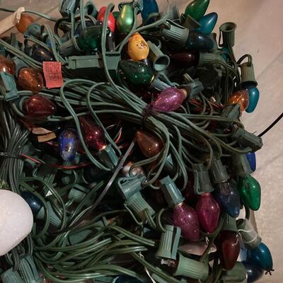 Mixed Vintage Christmas Lights with Two Sizes