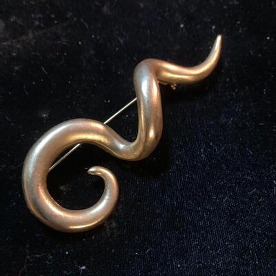 Gold Brooch with Modern Squiggle