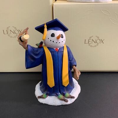 Lot 463: Lenox Snowmen Sculptures