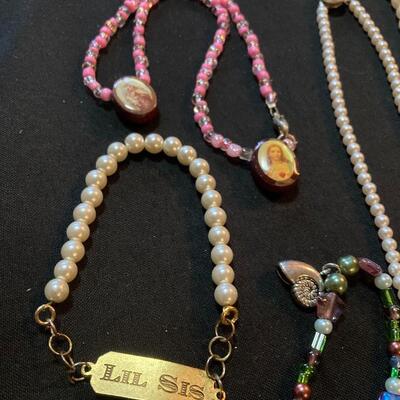 Lot of 5 Mixed Necklaces and Bracelets with Pearl Style Strands