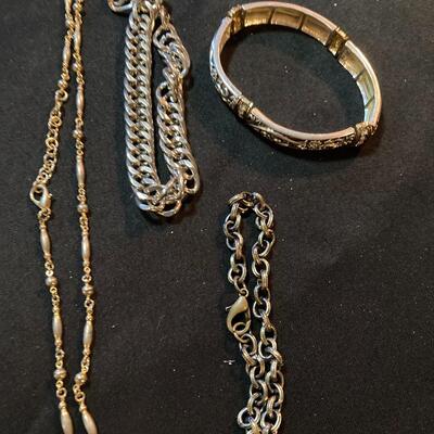 Lot of 4 Mixed Silver Jewelry with Chain Bracelets and one Necklace