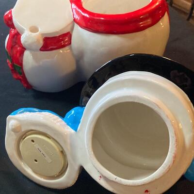Snowman Music Cookie Jar with Snow Couple