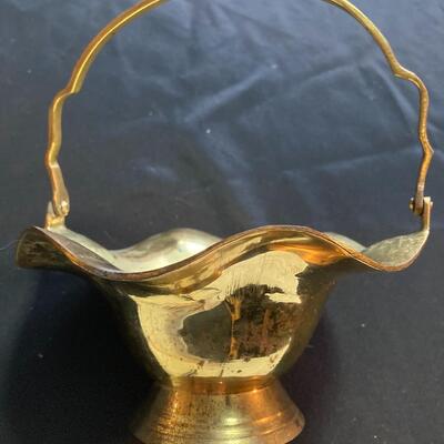 Brass Finish Basket Bowl Decor
