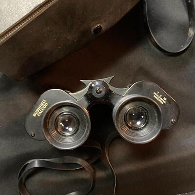 Bushnell Insta focus JB-139 Binoculars with Case