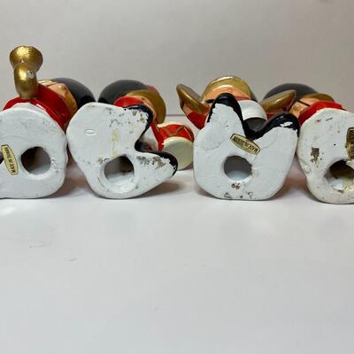 Lot 335: Vintage Ceramic Christmas Soldiers