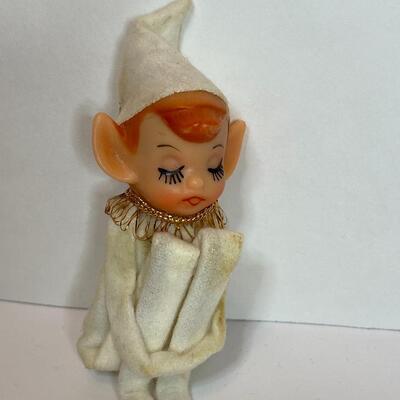 Lot 339: Three Vintage Christmas Elves/Knee Huggers